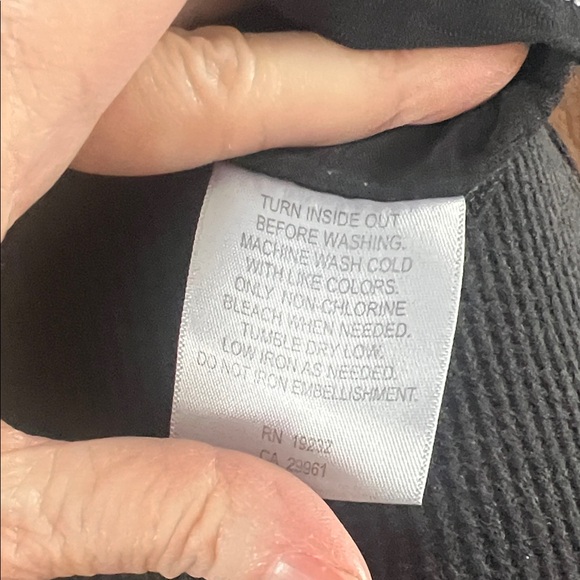 Alfred Dunner Black Embroidered Blouse - Picture 8 of 8